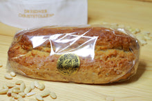 Lade das Bild in den Galerie-Viewer, Echter Lockwitzer Mandelstollen